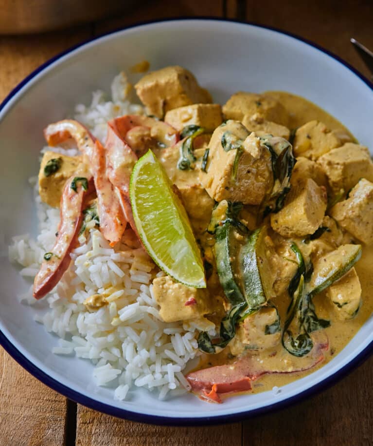 thai-zold-curry-tofuval